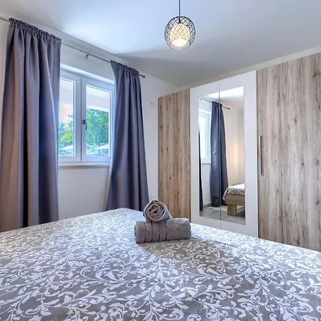 Veronica By Interhome Dom wakacyjny Labin (Istria)