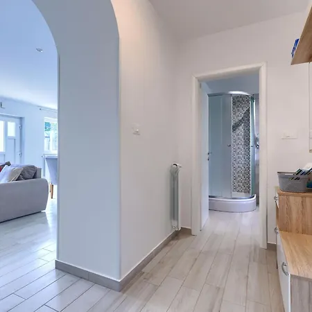Veronica By Interhome * Labin (Istria)